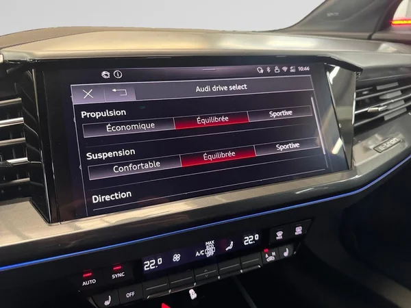 AUDI Q4 e-tron (2024) — foto 4 van 18