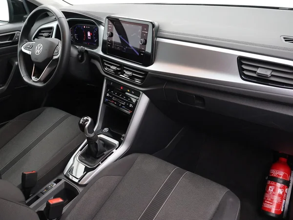 VOLKSWAGEN T-Roc (2024) — foto 26 van 28