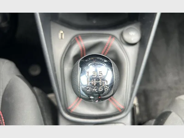 Ford Fiesta (2021) — foto 9 van 26
