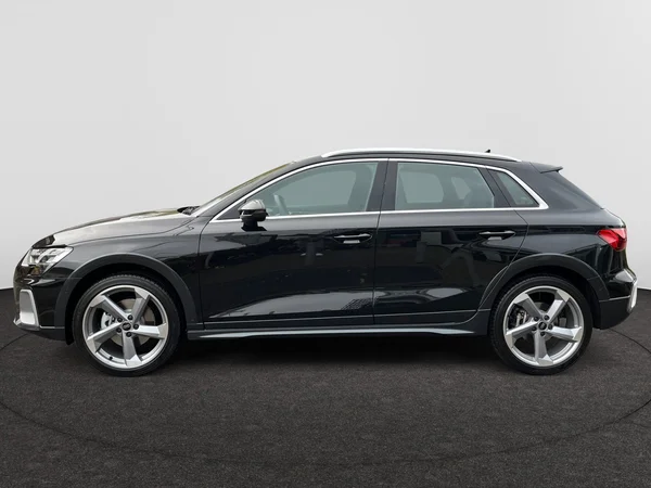 AUDI A3 Allstreet (2024) — foto 14 van 15