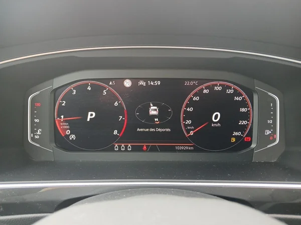 VOLKSWAGEN Tiguan (2023) — foto 20 van 21