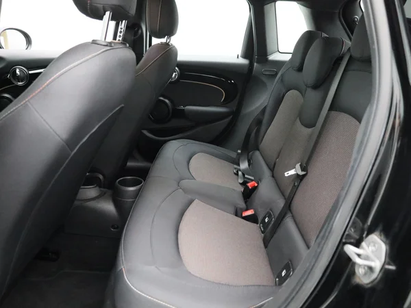 MINI One (2022) — foto 6 van 34