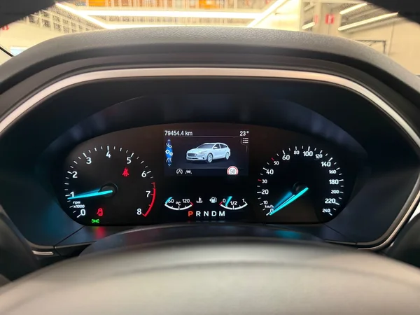 Ford Focus (2019) — foto 8 van 29