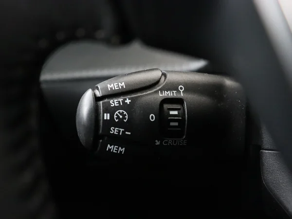 PEUGEOT 2008 (2022) — foto 9 van 28