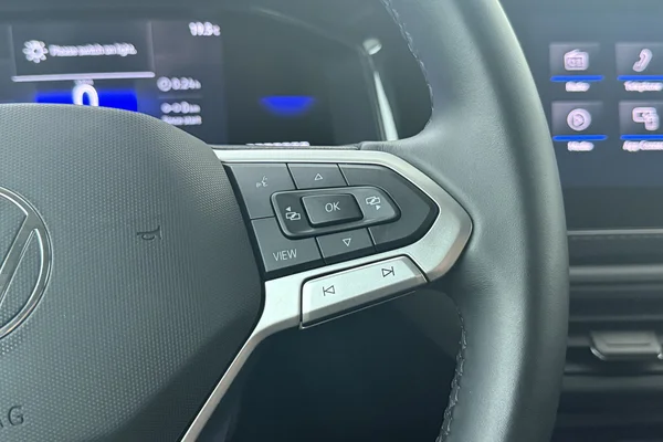 Volkswagen Taigo (2025) — foto 7 van 18