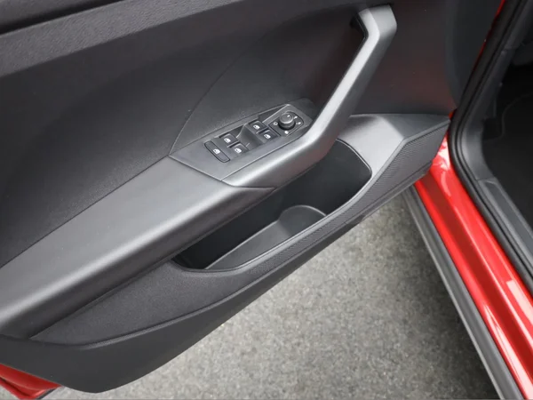 VOLKSWAGEN T-Cross (2025) — foto 5 van 19