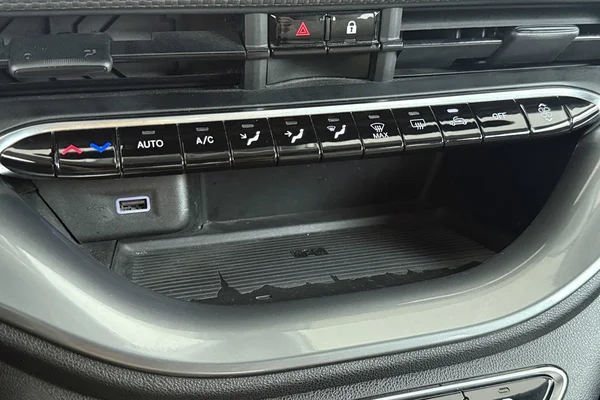 Fiat E-500C (2021) — foto 8 van 49