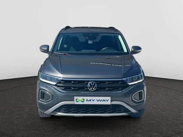 VOLKSWAGEN T-Roc (2023) — foto 12 van 18