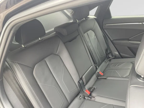 AUDI Q3 Sportback Dsl (2022) — foto 11 van 21