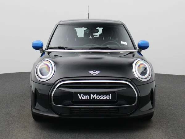 MINI One (2022) — foto 23 van 32