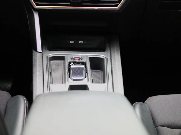 CUPRA Leon Sportstourer (2023) — foto 4 van 40