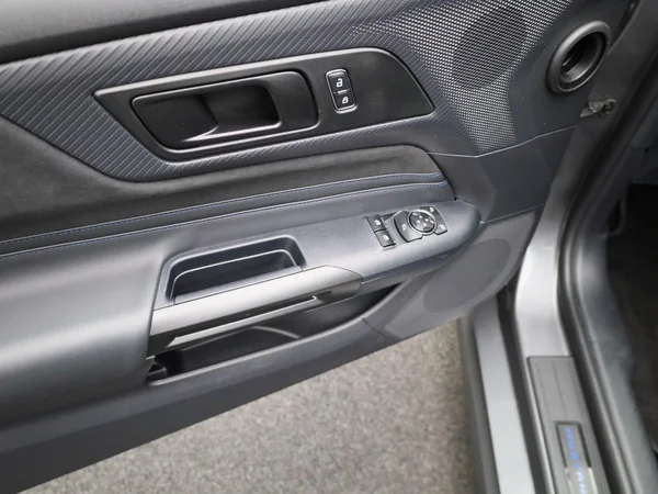 Ford Mustang (2024) — foto 21 van 46