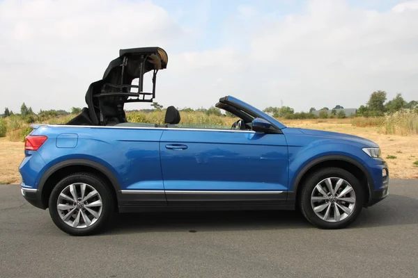 Volkswagen T-Roc (2021) — foto 36 van 39