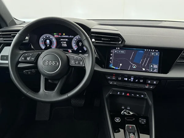 AUDI A3 Sportback (2025) — foto 14 van 18