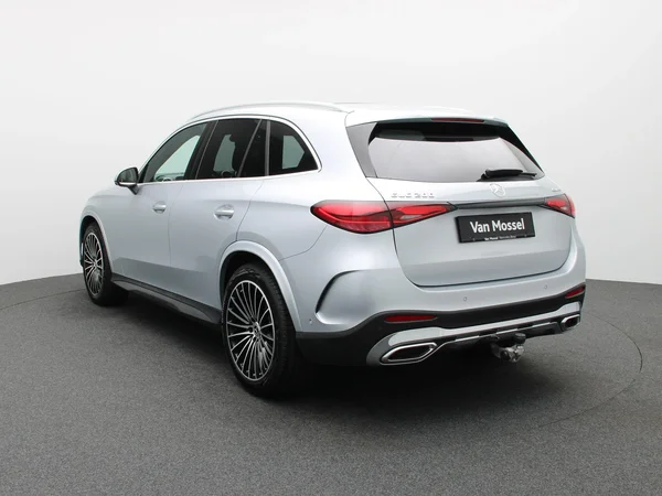 Mercedes-Benz GLC (2026) — foto 12 van 36