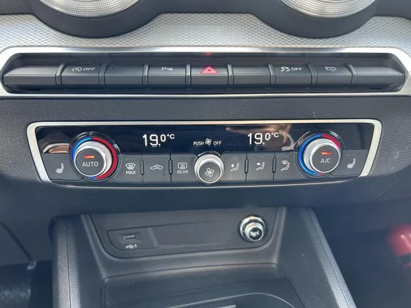 AUDI Q2 Dsl (2022) — foto 15 van 24
