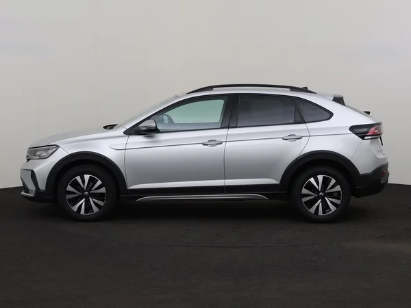VOLKSWAGEN Taigo (2022) — foto 12 van 27
