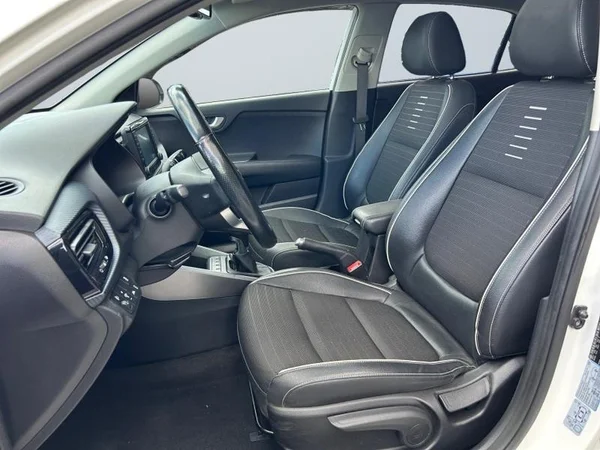 KIA Rio (2020) — foto 2 van 31
