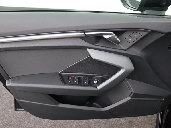 AUDI A3 Sportback (2025) — foto 9 van 18