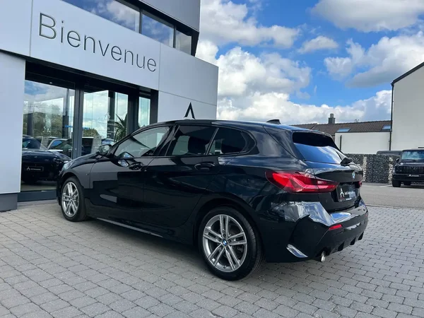Bmw 118 (2024) — foto 13 van 22