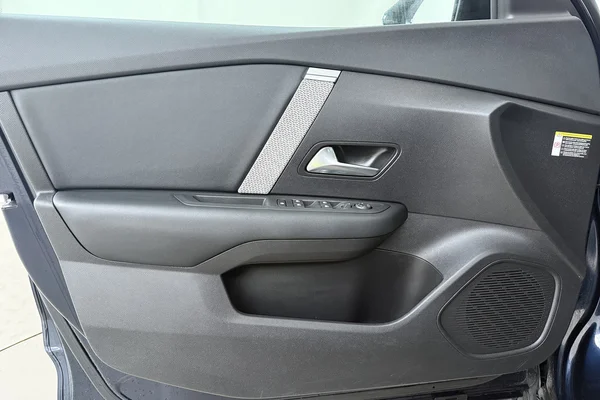 Citroen C4 (2024) — foto 8 van 21