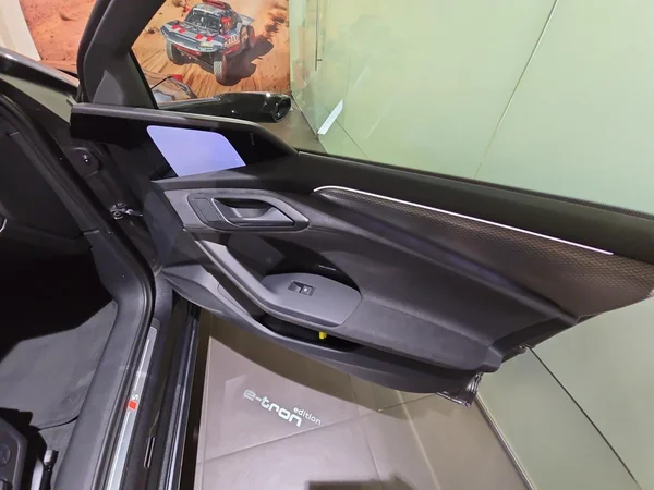 AUDI A6 Avant e-tron (2025) — foto 5 van 25