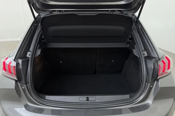 Peugeot 208 (2023) — foto 15 van 19