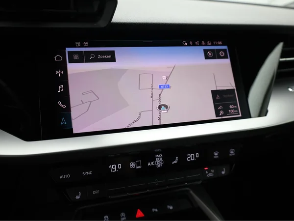 AUDI A3 Sportback Dsl (2023) — foto 11 van 21