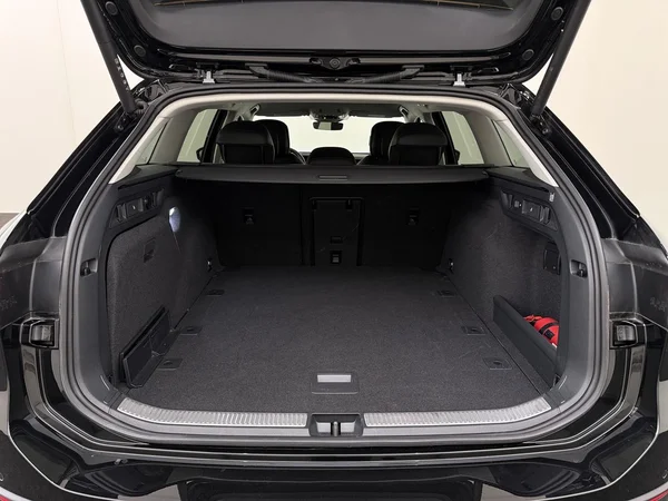 VOLKSWAGEN Passat SW (2025) — foto 4 van 19