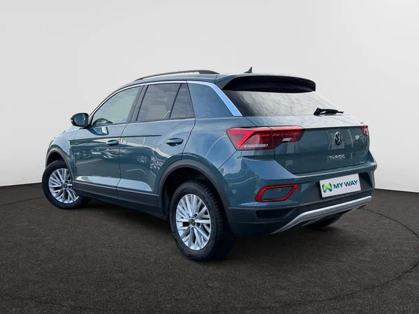VOLKSWAGEN T-Roc (2022) — foto 12 van 24