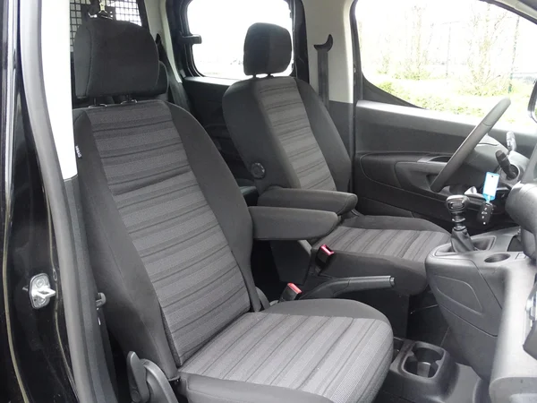 Opel Combo (2023) — foto 4 van 27