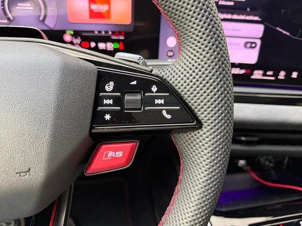 AUDI RS 5 Avant PHEV (2026) — foto 20 van 21