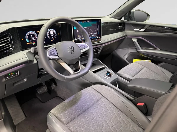 VOLKSWAGEN Tiguan (2026) — foto 4 van 22