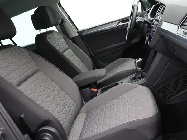 VOLKSWAGEN Tiguan eHybrid (PHEV) (2022) — foto 2 van 25