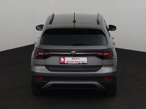 VOLKSWAGEN T-Cross (2021) — foto 23 van 26