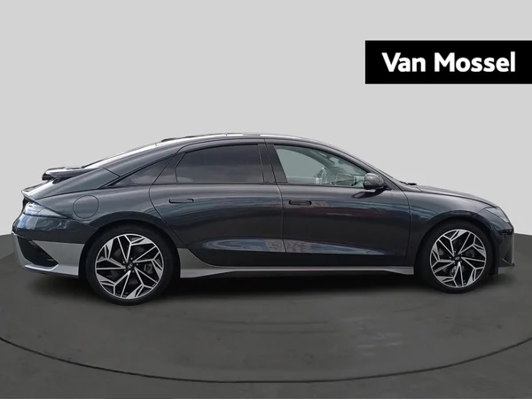 Hyundai IONIQ 6 (2025) — foto 12 van 16