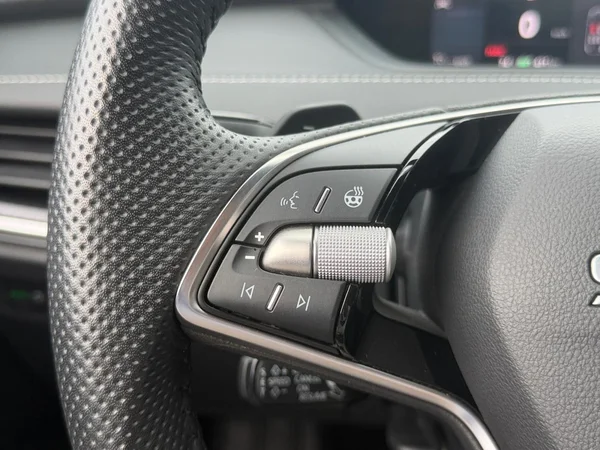 SKODA Elroq (2025) — foto 3 van 18