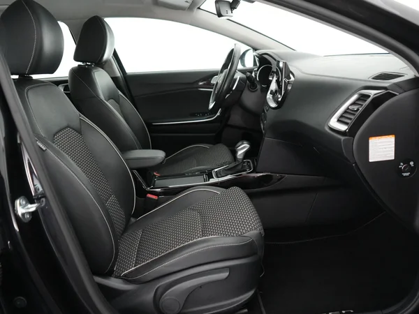 Kia cee'd (2024) — foto 4 van 22