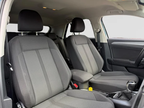 VOLKSWAGEN T-Roc (2025) — foto 18 van 19