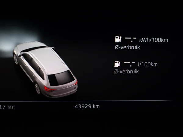 SKODA Superb Combi (2024) — foto 21 van 23