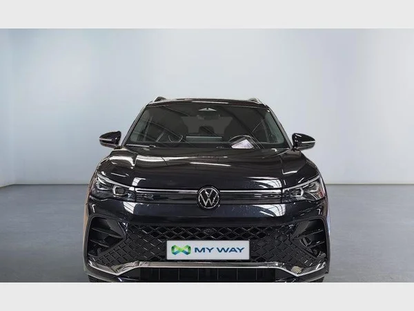Volkswagen Tiguan (2024) — foto 12 van 30