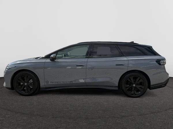VOLKSWAGEN ID.7 Tourer (2026) — foto 12 van 21