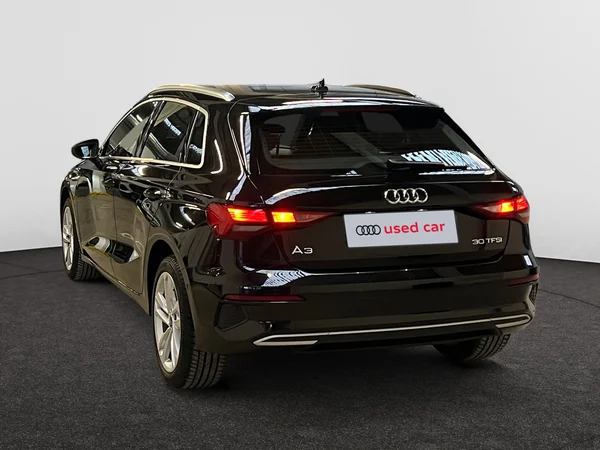 AUDI A3 Sportback (2024) — foto 10 van 20