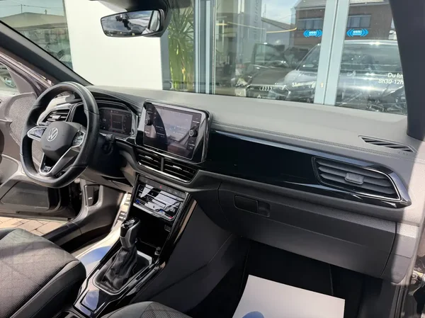 Volkswagen T-Roc (2022) — foto 2 van 24
