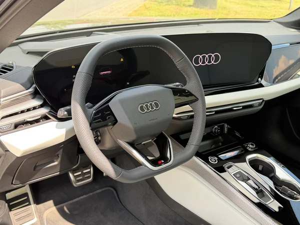 AUDI A6 Avant (2026) — foto 15 van 15