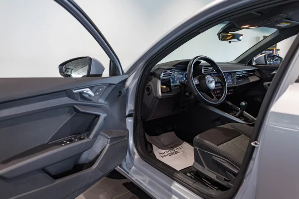 Audi A3 (2022) — foto 13 van 38