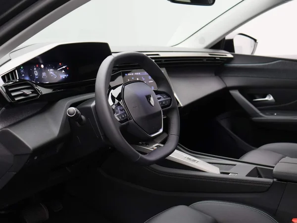 Peugeot 408 (2025) — foto 15 van 15