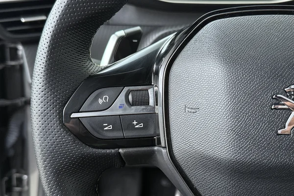 Peugeot 208 (2023) — foto 5 van 19