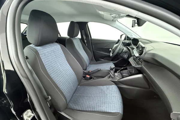 Peugeot 208 (2020) — foto 10 van 31