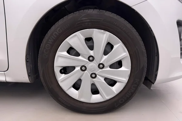 Kia Rio (2021) — foto 22 van 29